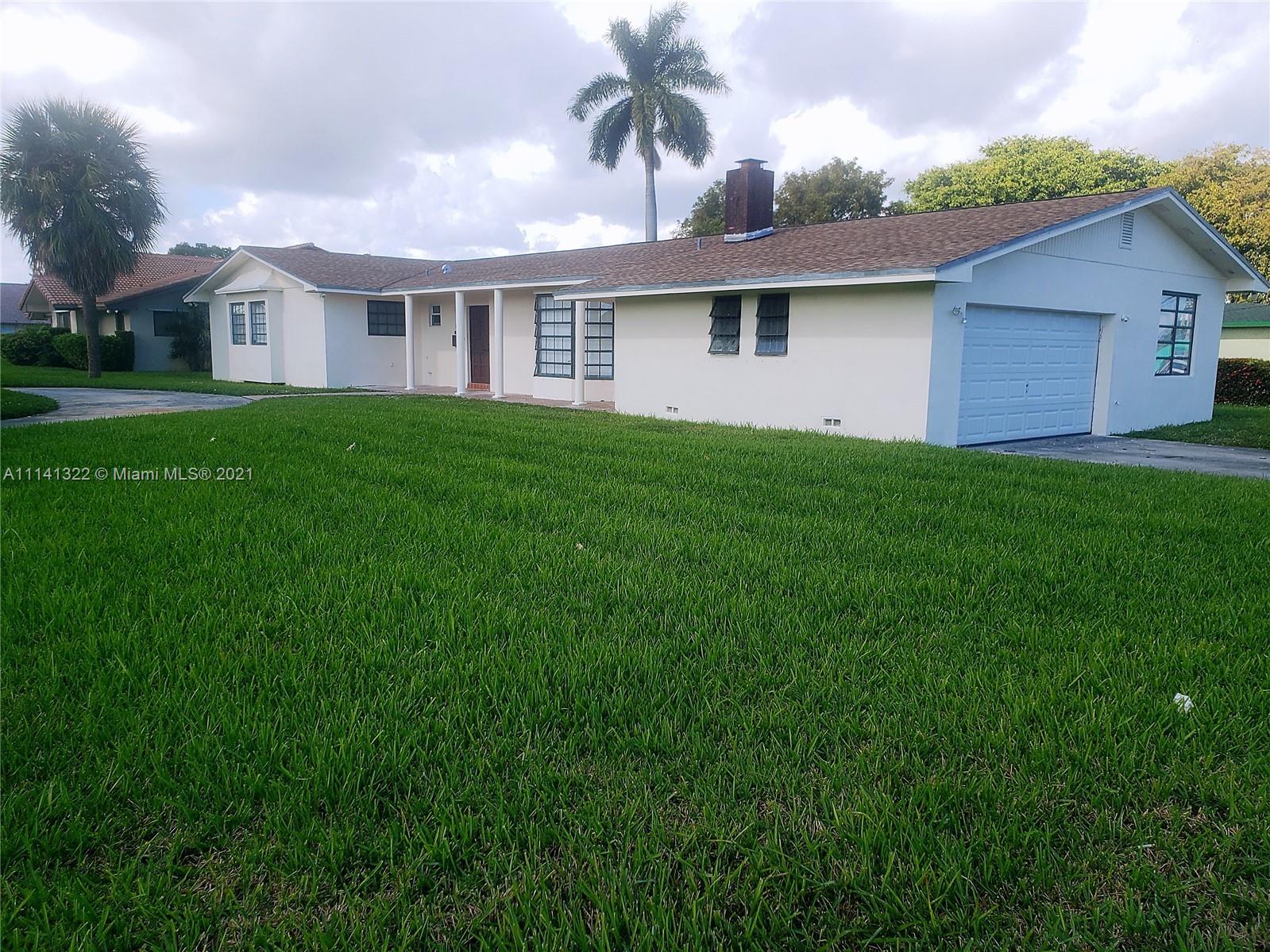 Photo 1 of 700 2nd Ter in Dania Beach - MLS A11141322