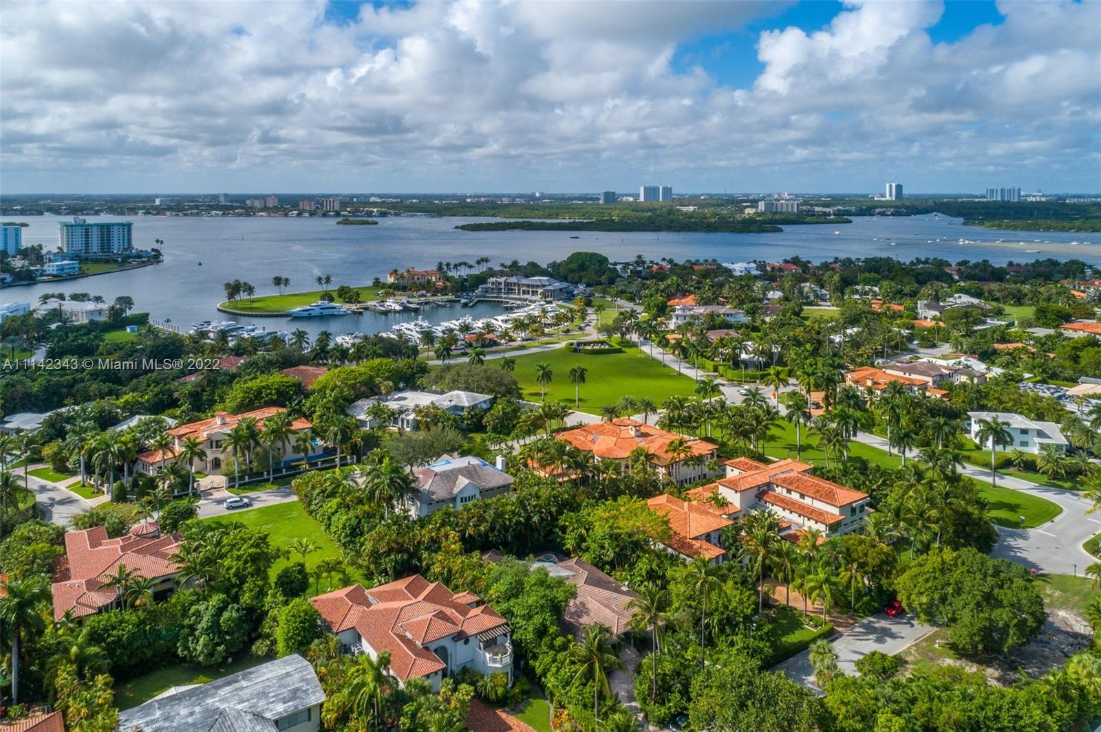 Photo 44 of 194 Park Dr in Bal Harbour - MLS A11142343