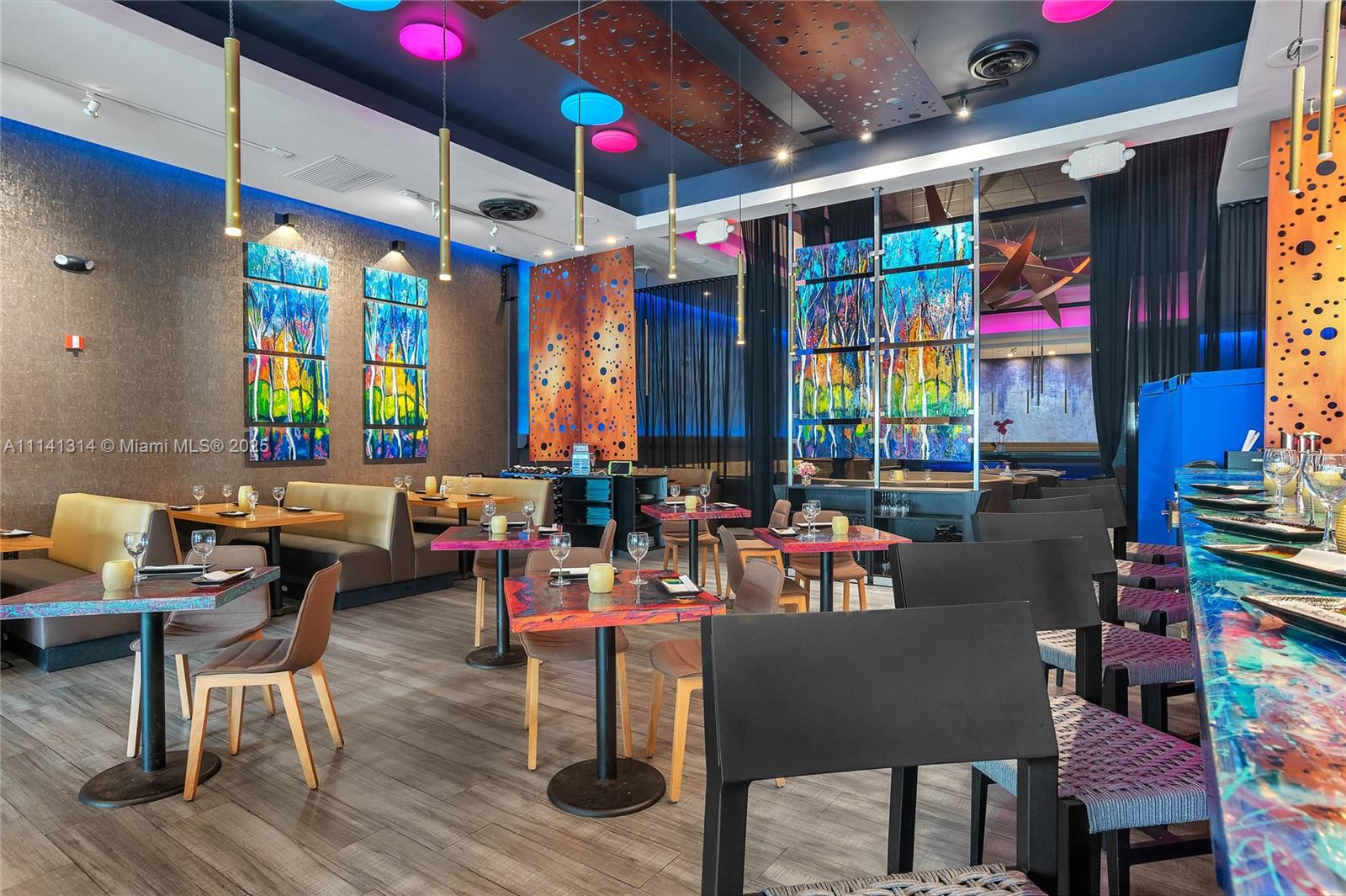 99  Miracle Mile- RESTAURANT FOR SALE  For Sale A11141314, FL