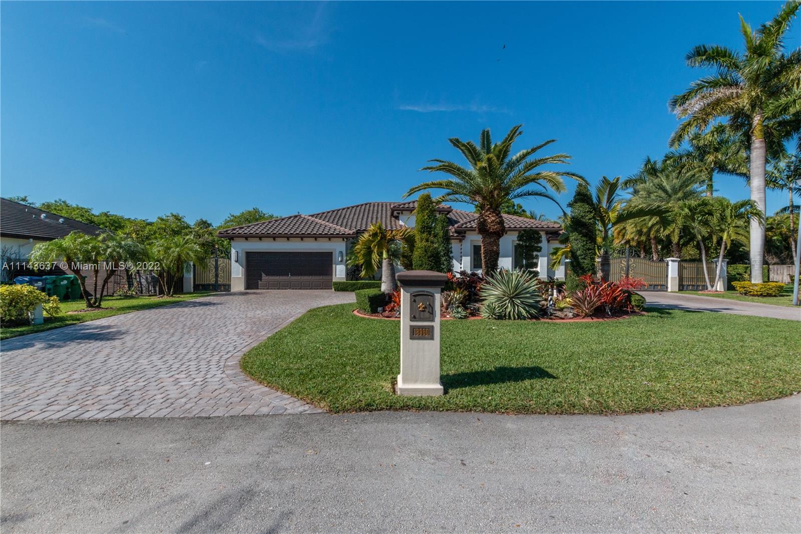 Photo 1 of 18960 82nd Ct in Cutler Bay - MLS A11143637