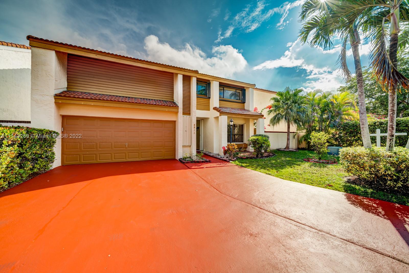 Photo 1 of 8811 150th Place Cir in Miami - MLS A11143289