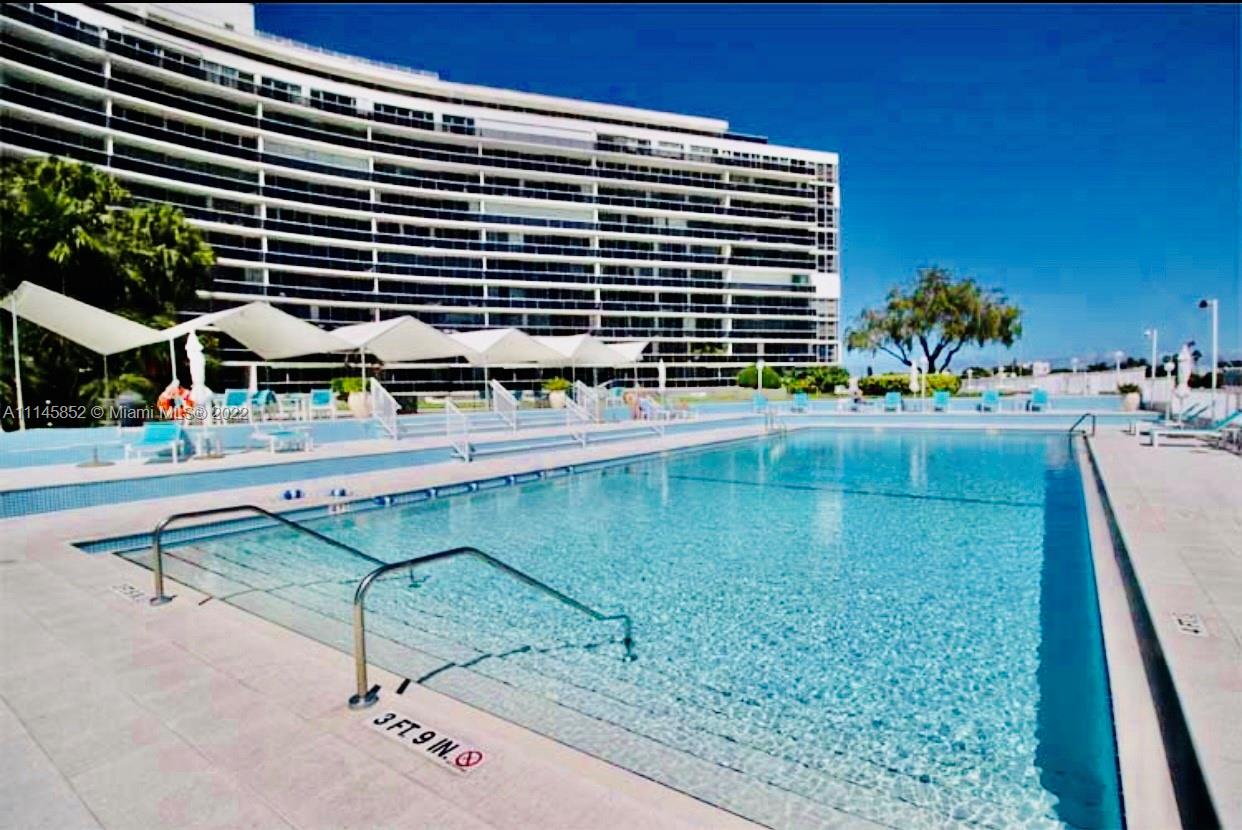 Beautiful Intracoastal Miami Beach 1/1.5 condo. Gorgeous city and bay view with balcony. This oversized residence is in the heart of Miami Beach. Big walk-in-cosset. Great amenities including gym, beautiful bay view Olympic size pool, 24  hrs. security, valet parking and marina. One parking space included, second car $75 per month. Waking distance to the beach, restaurants supermarkets and public transportation.