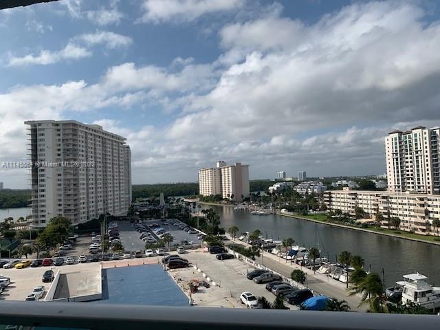 100  Bayview Dr #904 For Sale A11145564, FL
