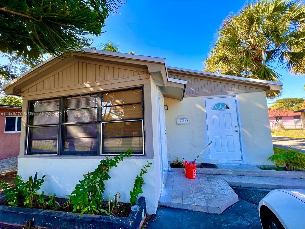 729 NW 19th Ave #FRONT For Sale A11146870, FL