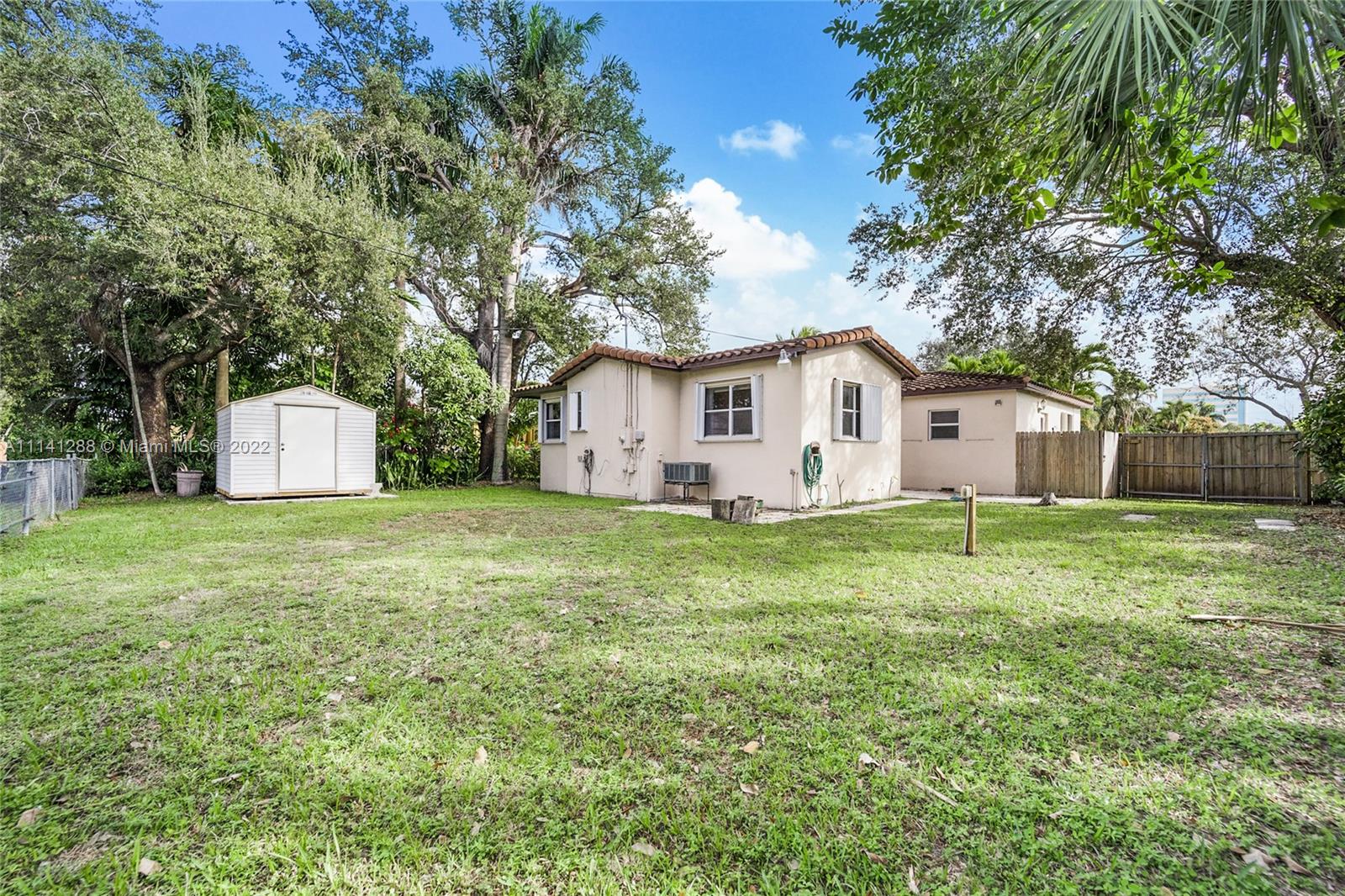 Photo 12 of 560 Forrest Drive in Miami Springs - MLS A11141288