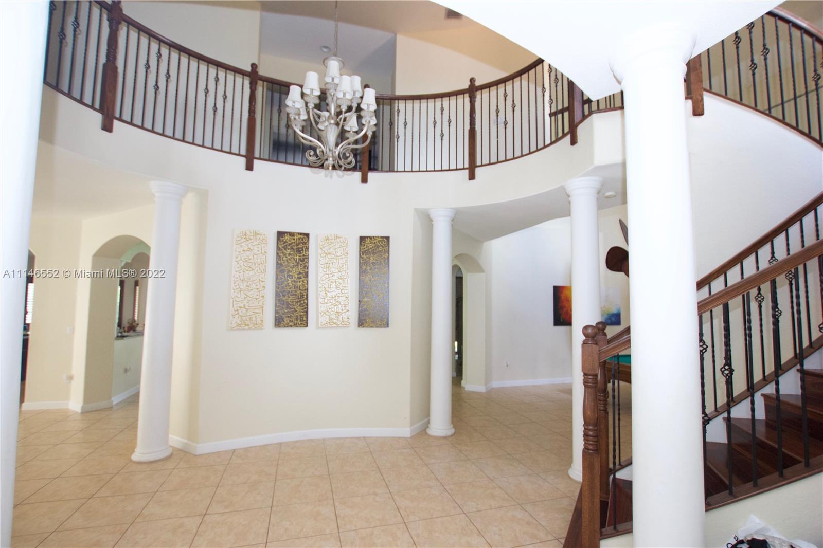 Photo 2 of 7803 194th Ter in Cutler Bay - MLS A11146552