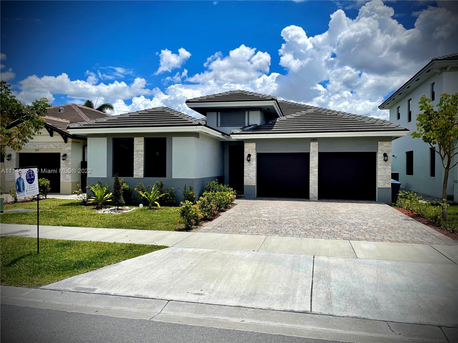 Photo 1 of 2885 150th Ct in Miami - MLS A11148934