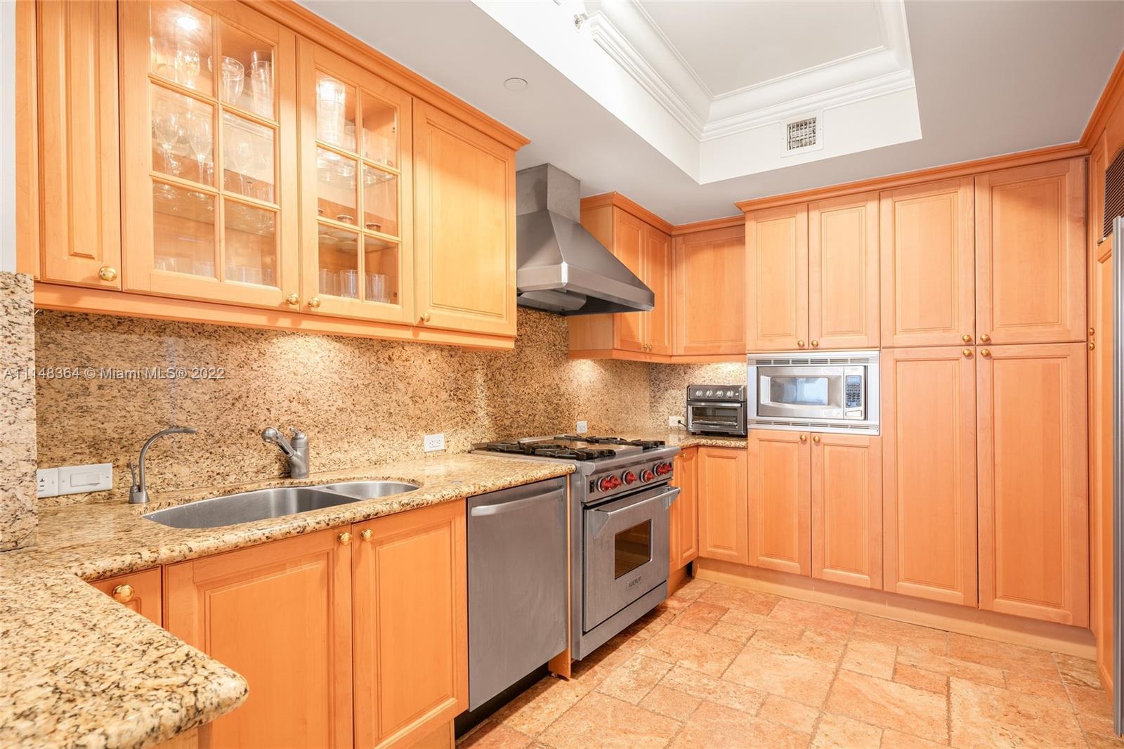 Listing Photo 12