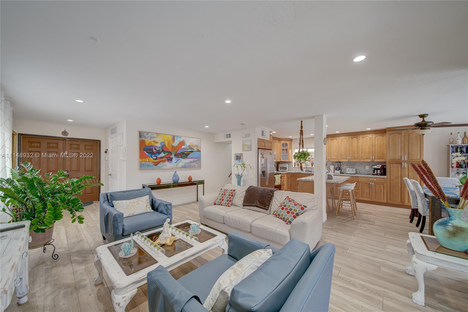 Photo 2 of 14120 166th Ter in Miami - MLS A11148932
