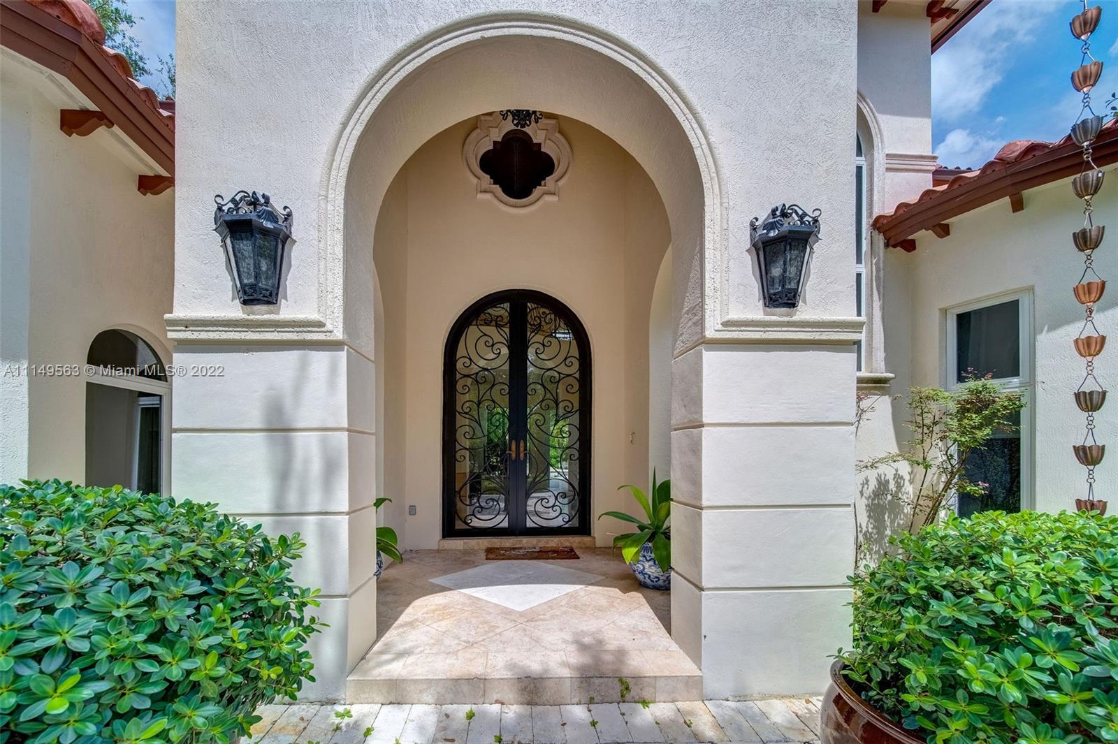 Listing Photo 11