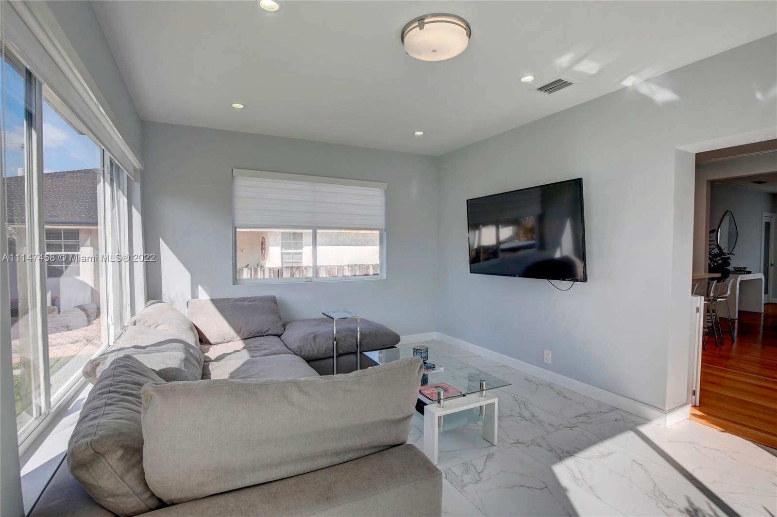 Listing Photo 17