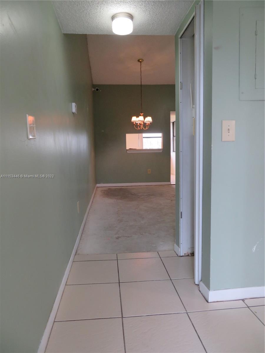 1061 Jefferson Dr 1061D