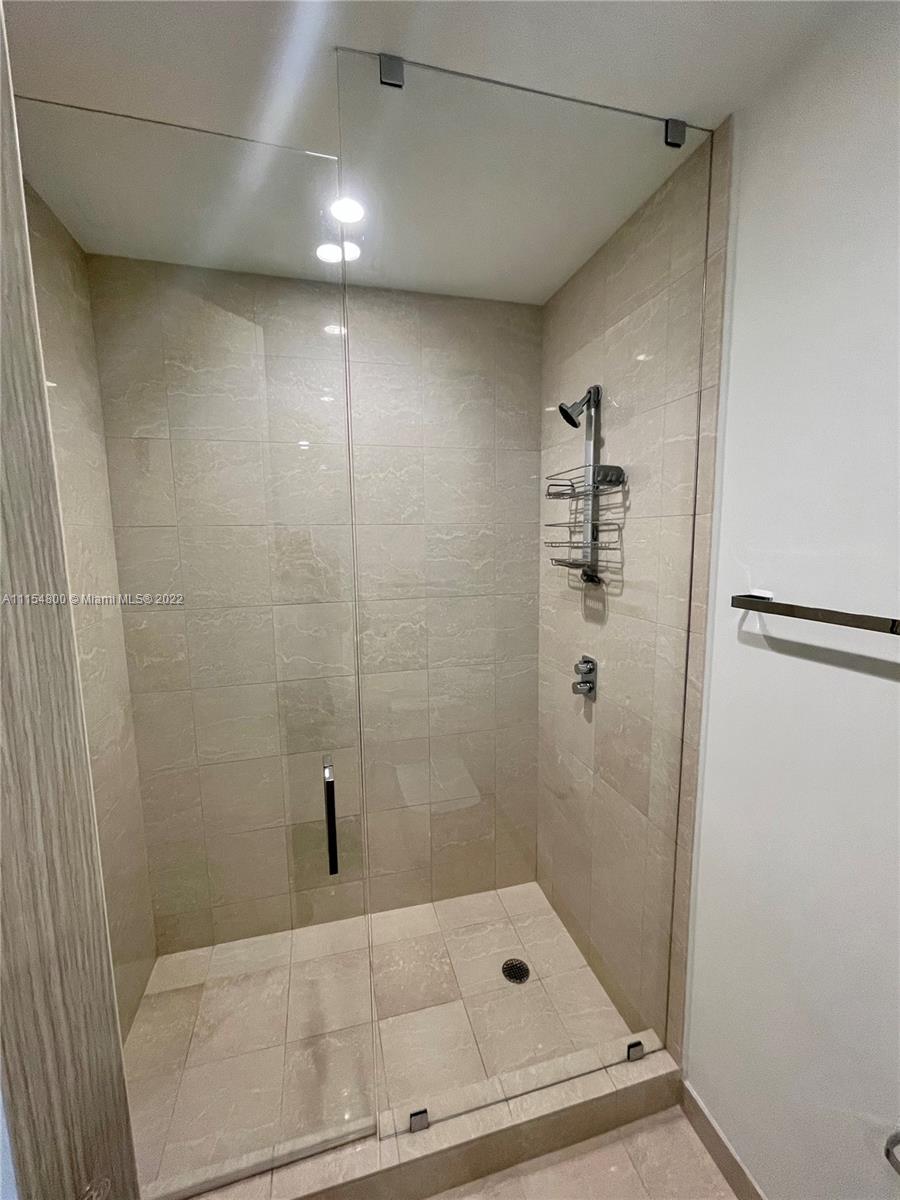 3rd Bedroom’s Shower