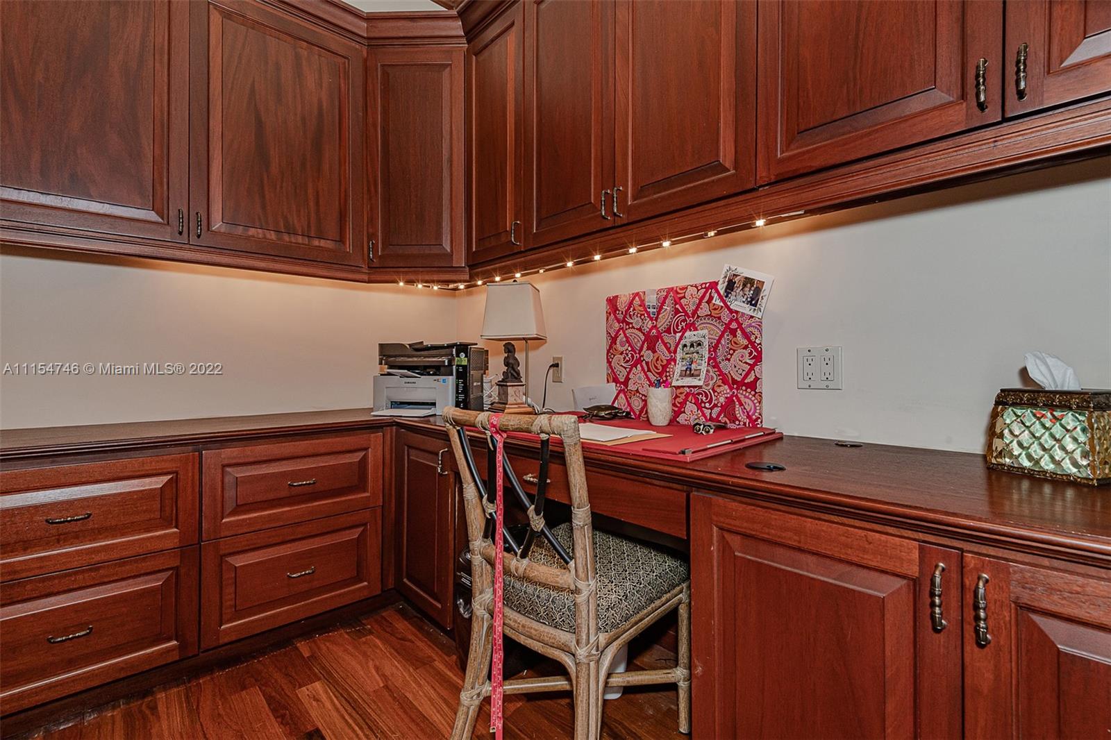 Listing Photo 7
