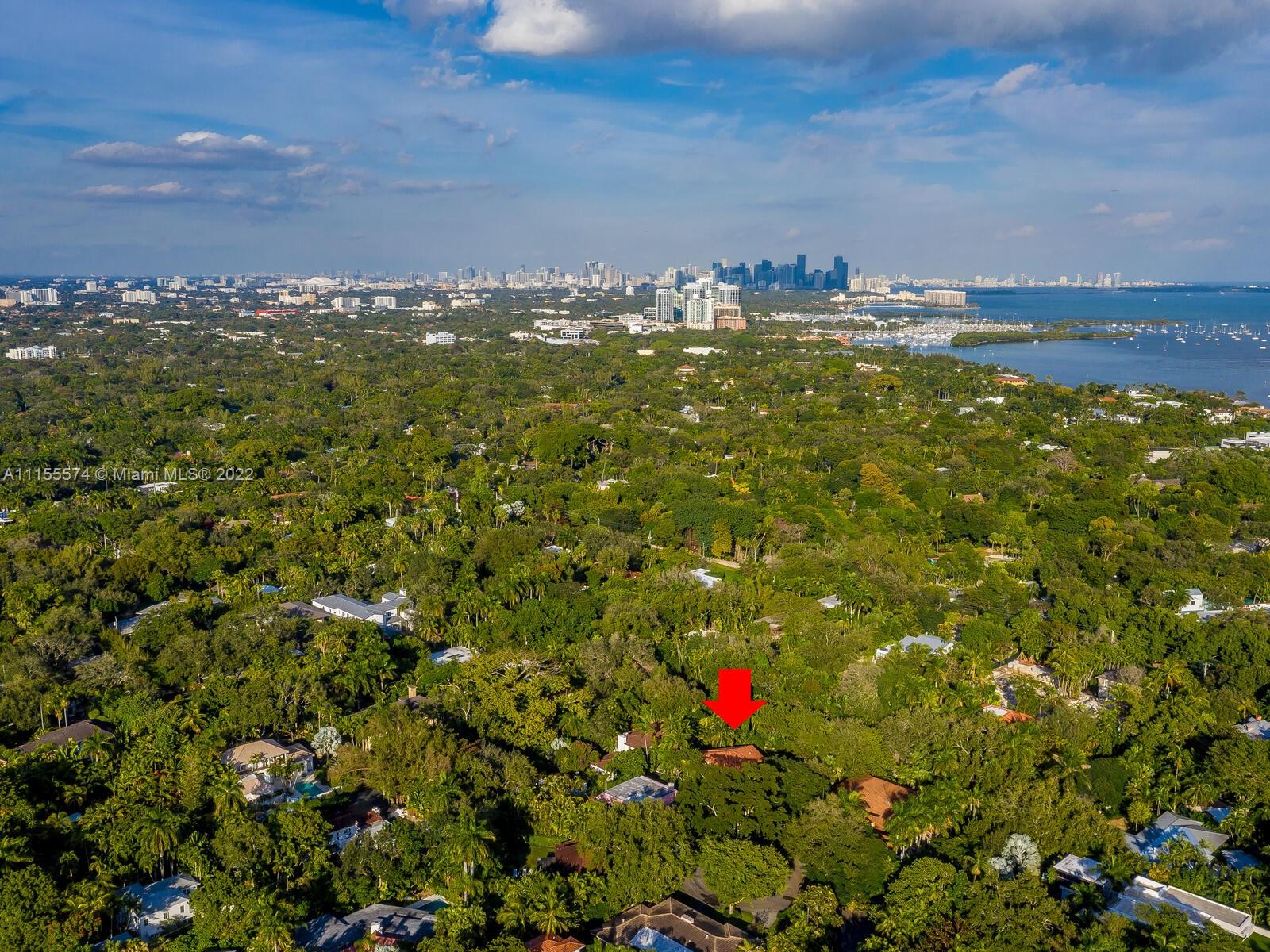 Can you see your boat? The marina and Biscayne Bay are waiting for you.