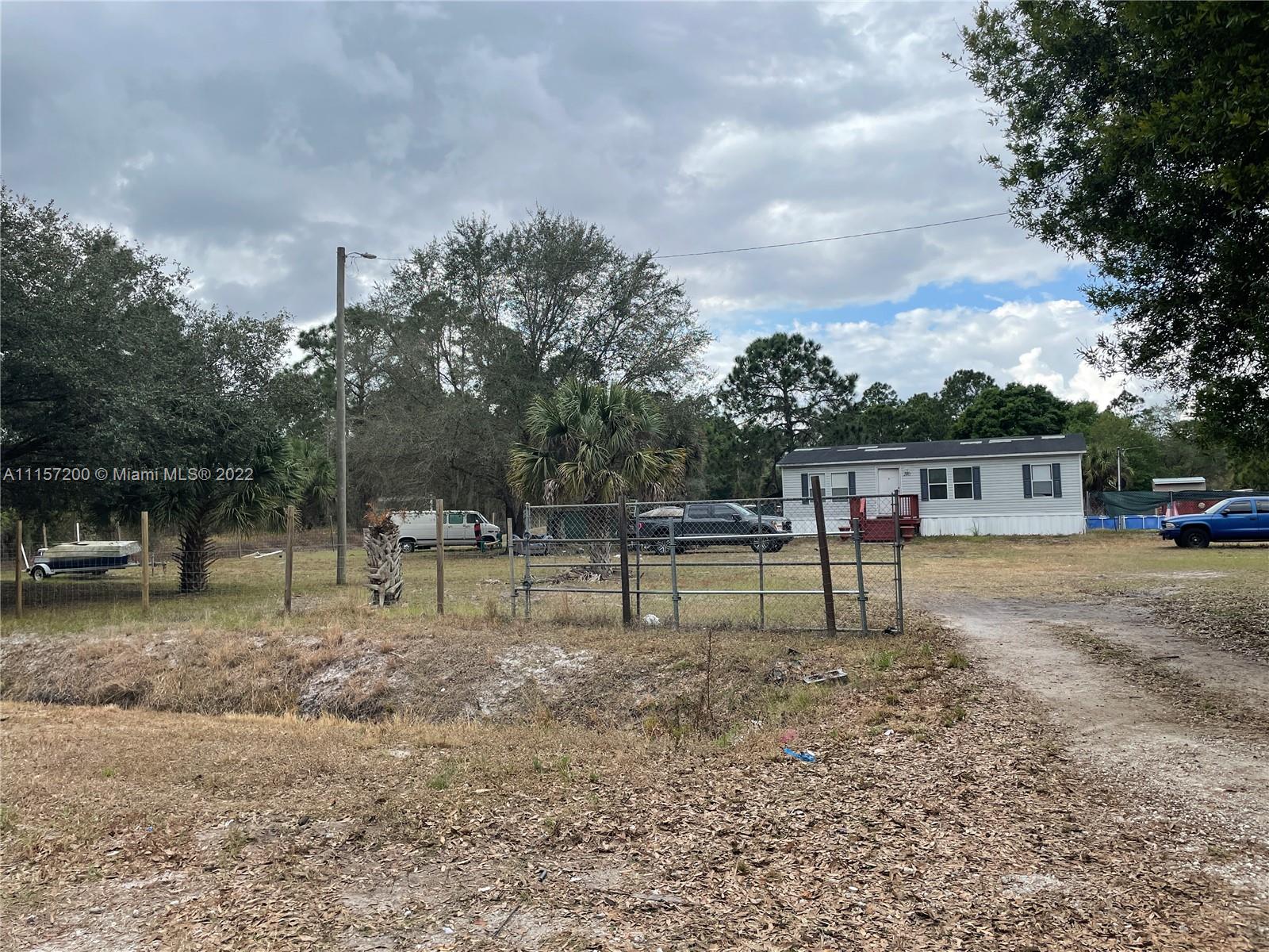 240 N ROMERO, Clewiston, FL 33440