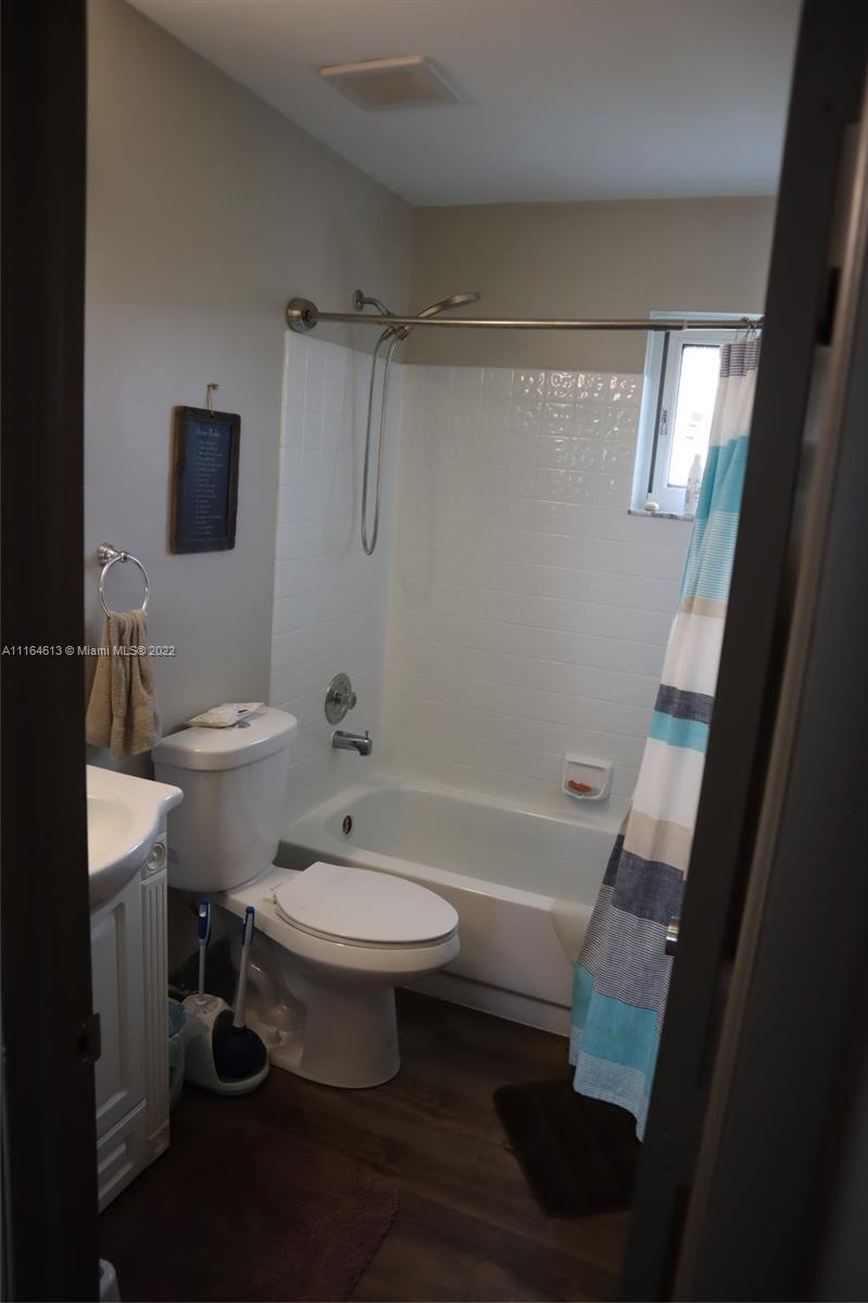 Listing Photo 16