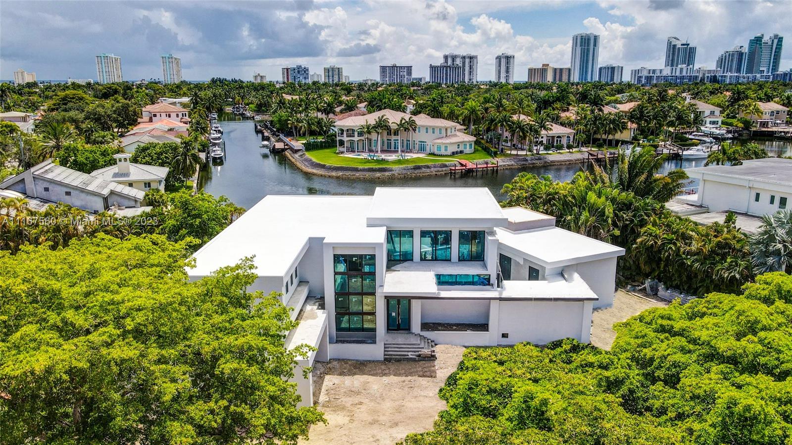 Hollywood FL Waterfront Homes For Sale