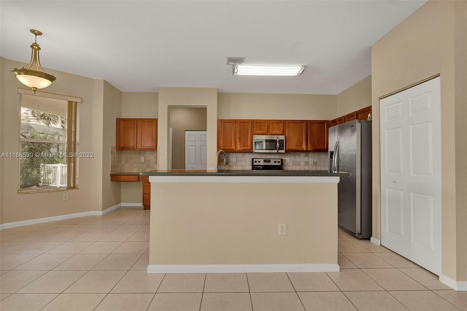 Listing Photo 19