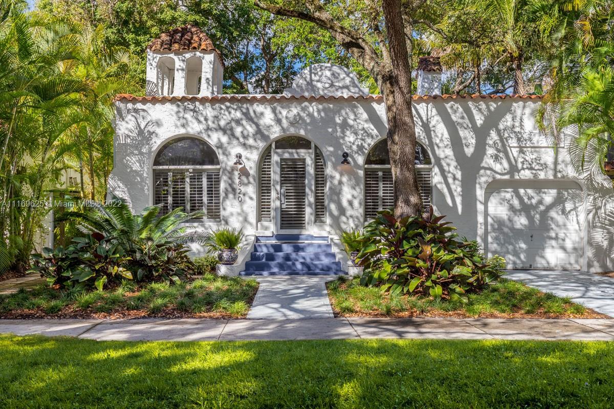 Photo 1 of 2820 Crystal Ct in Miami - MLS A11169625
