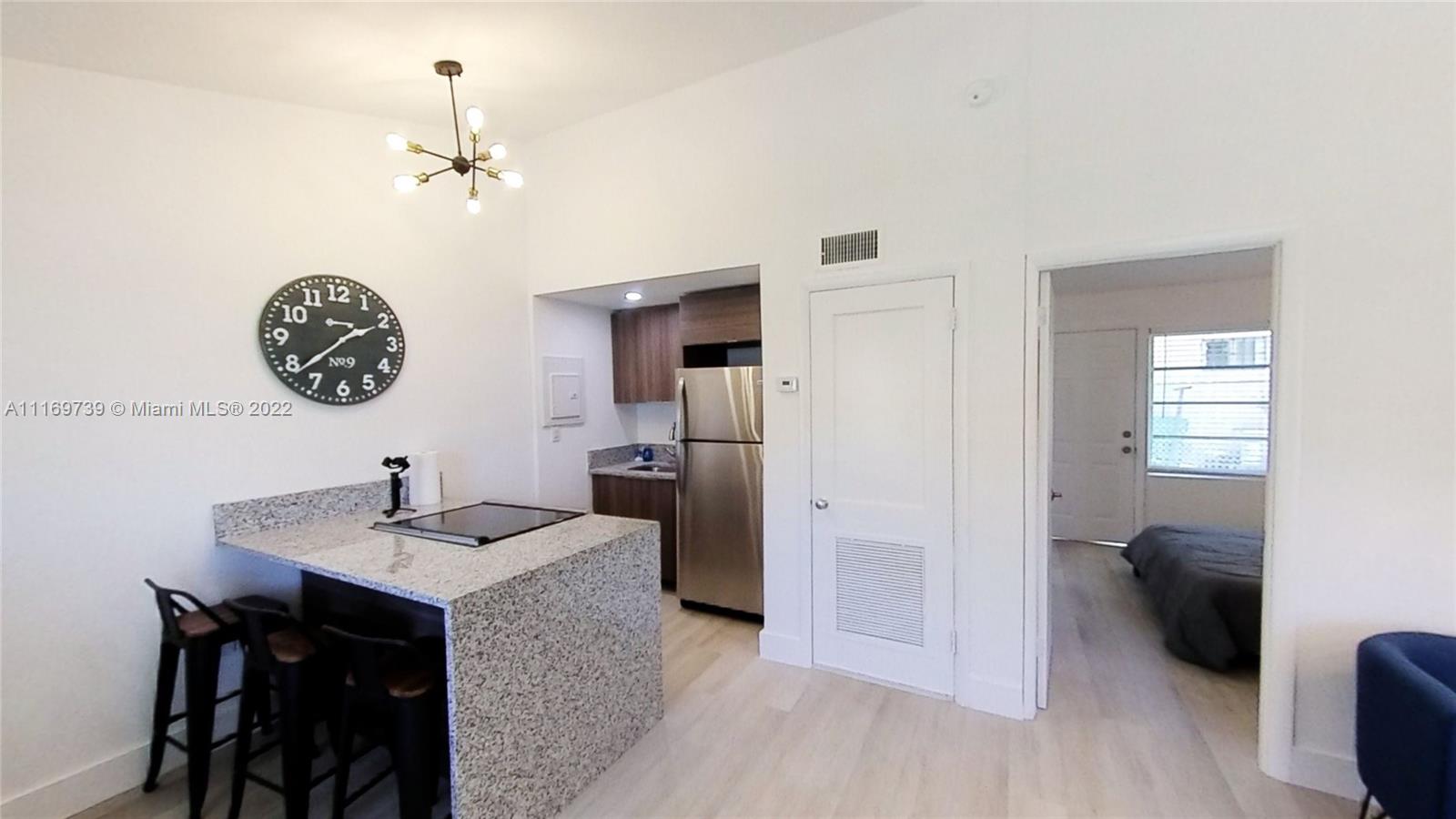 840 SW 7th St 852, Miami, Florida 33130, 1 Bedroom Bedrooms, ,1 BathroomBathrooms,Residentiallease,For Rent,840 SW 7th St 852,A11169739