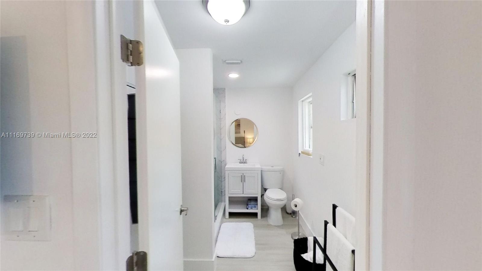 840 SW 7th St 852, Miami, Florida 33130, 1 Bedroom Bedrooms, ,1 BathroomBathrooms,Residentiallease,For Rent,840 SW 7th St 852,A11169739