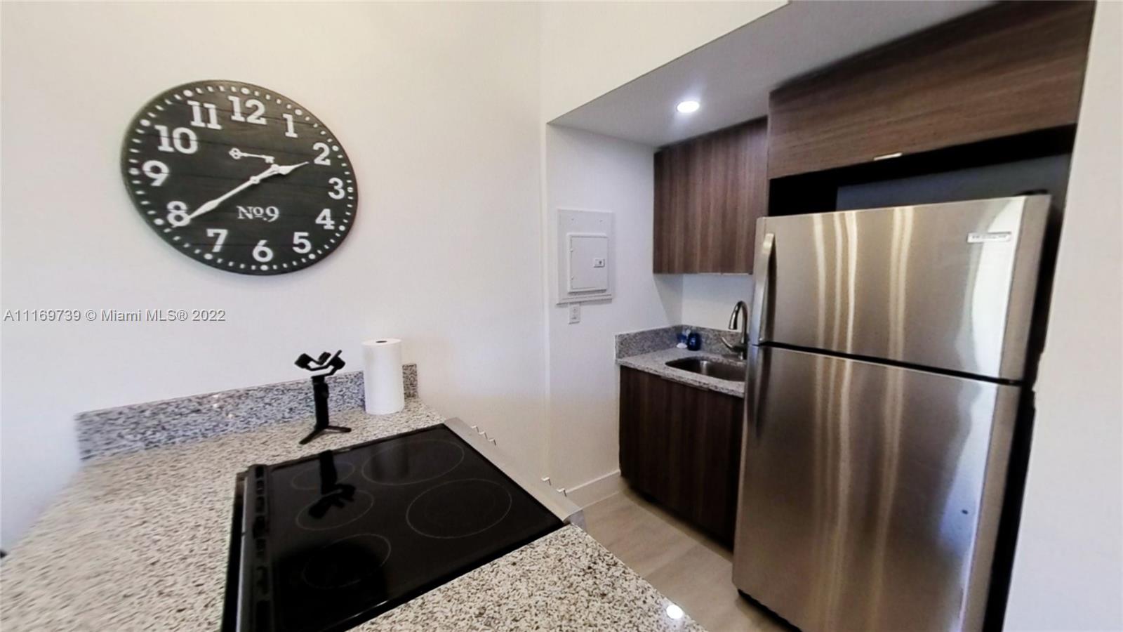 840 SW 7th St 852, Miami, Florida 33130, 1 Bedroom Bedrooms, ,1 BathroomBathrooms,Residentiallease,For Rent,840 SW 7th St 852,A11169739