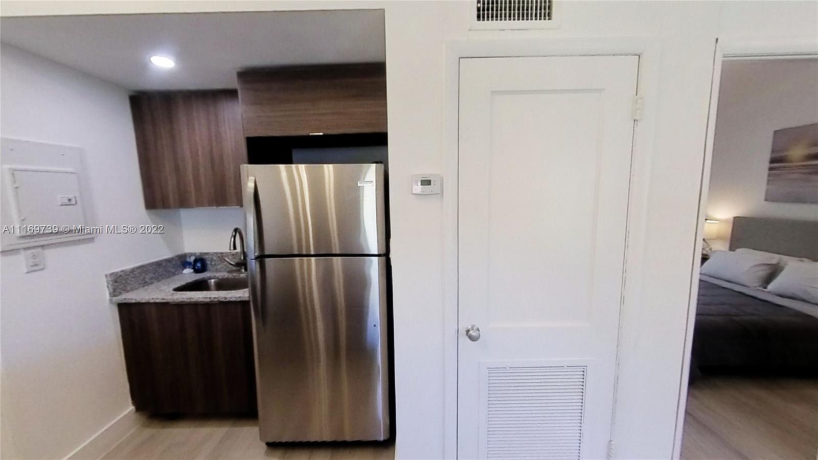 840 SW 7th St 852, Miami, Florida 33130, 1 Bedroom Bedrooms, ,1 BathroomBathrooms,Residentiallease,For Rent,840 SW 7th St 852,A11169739