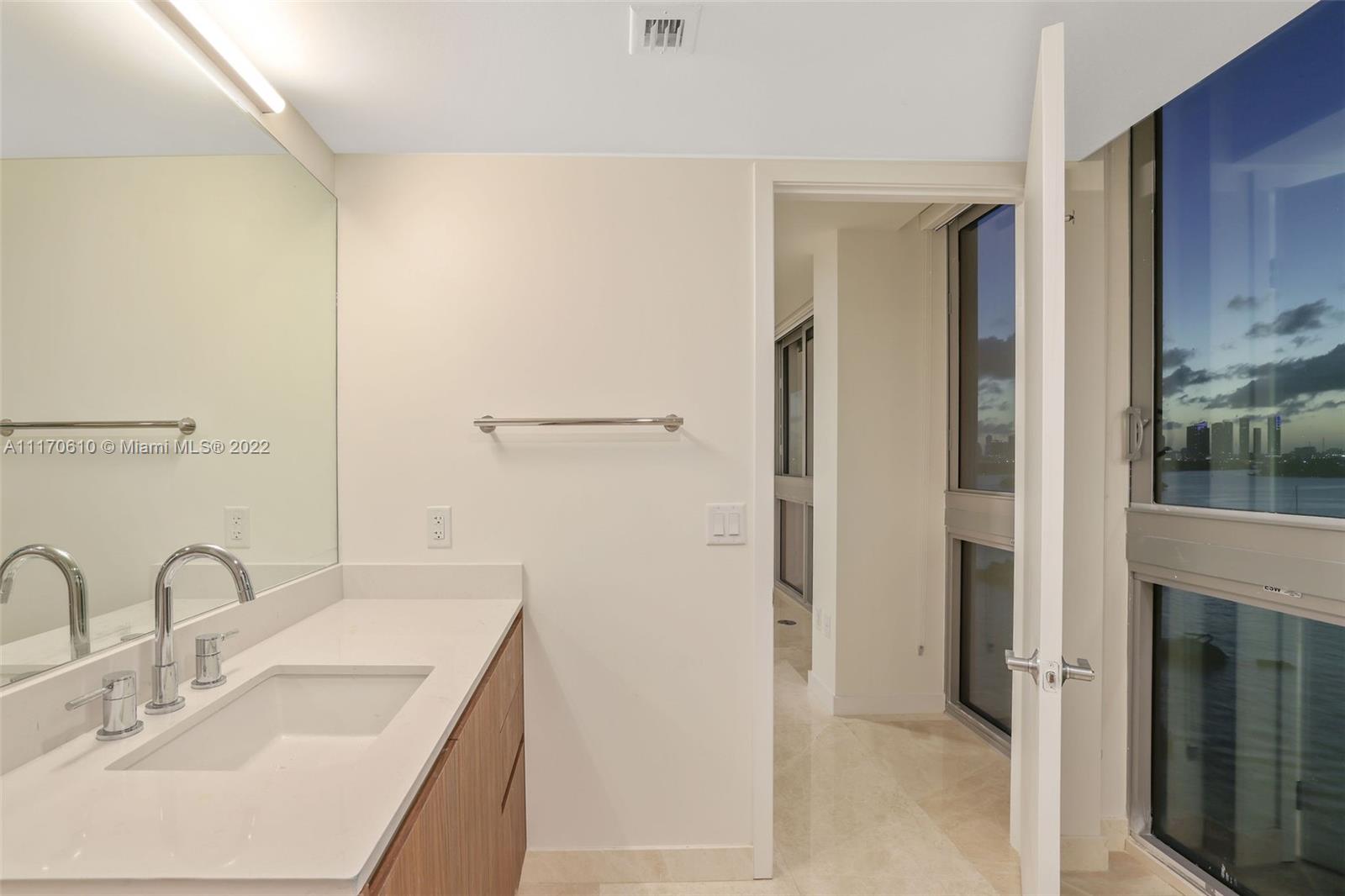 1500 Bay Rd N-1415