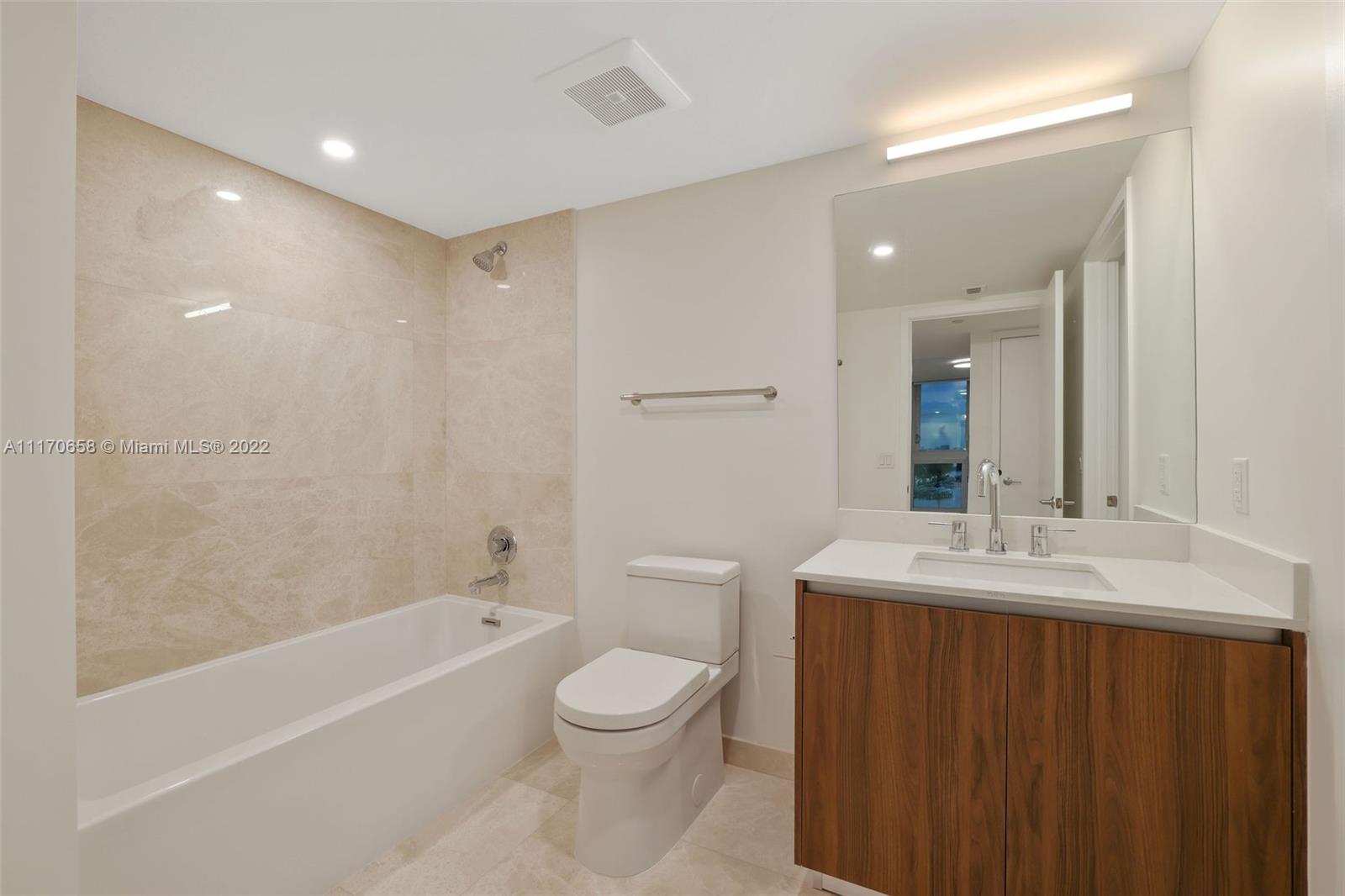 1504 Bay Rd N-1415