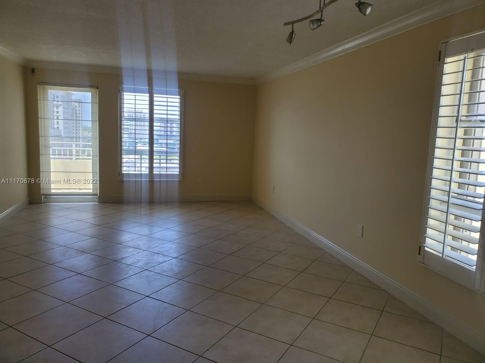 2351 Douglas Rd 1309, Miami, Florida 33145, 1 Bedroom Bedrooms, ,1 BathroomBathrooms,Residentiallease,For Rent,2351 Douglas Rd 1309,A11170678