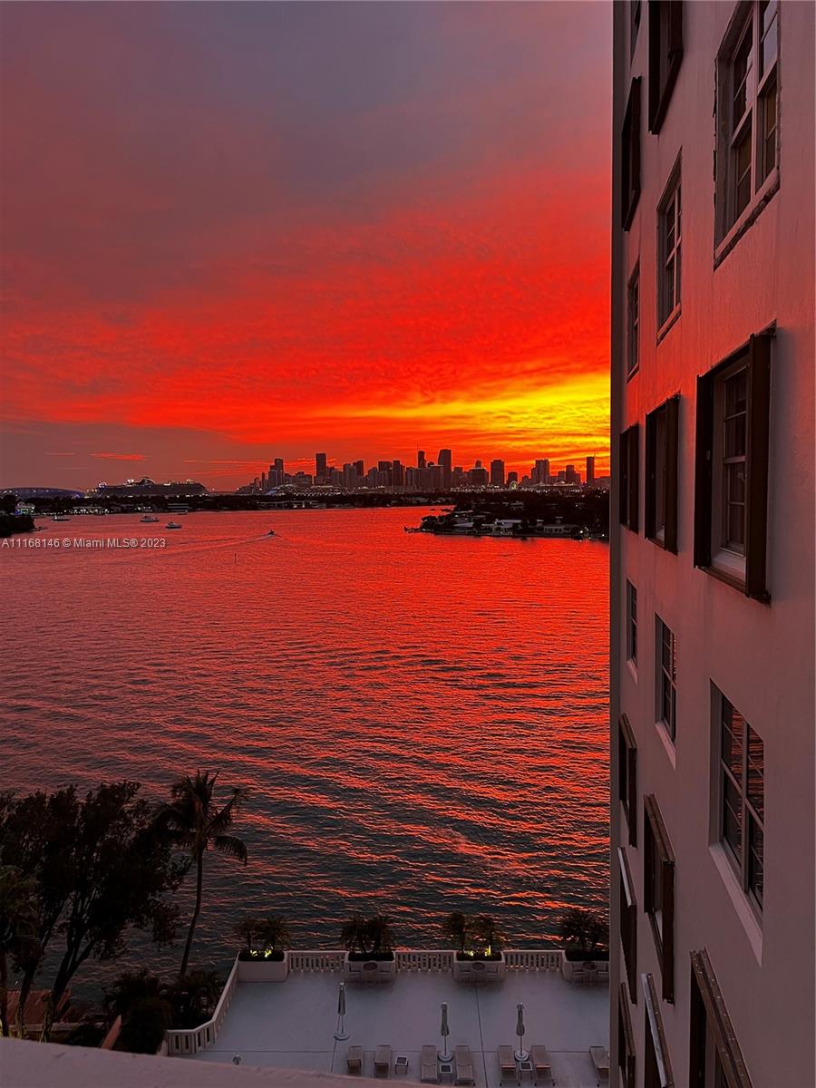 magical sunsets over Miami skyline!