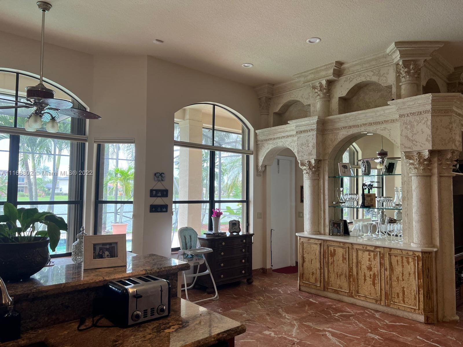 Listing Photo 18