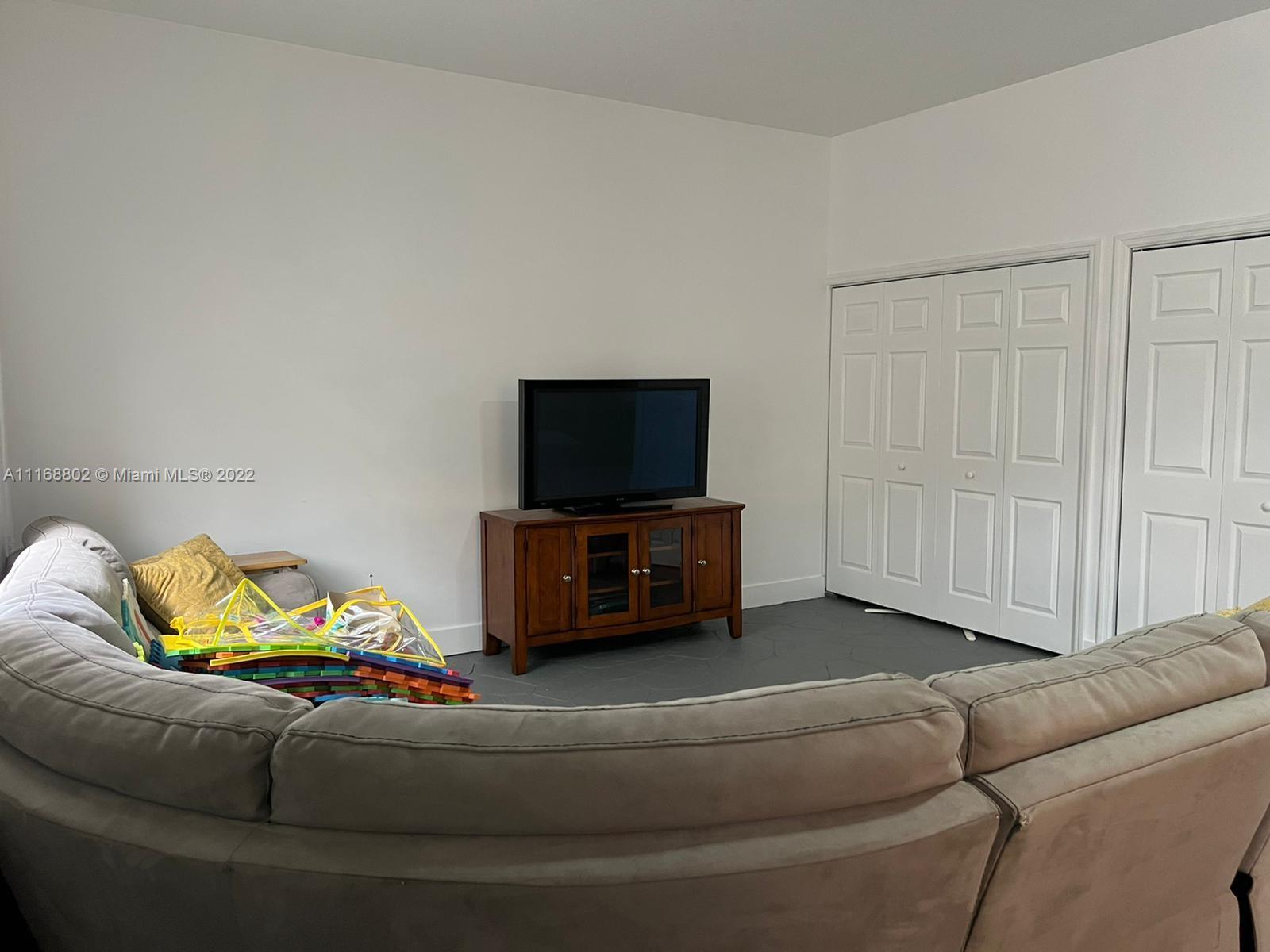 Listing Photo 25