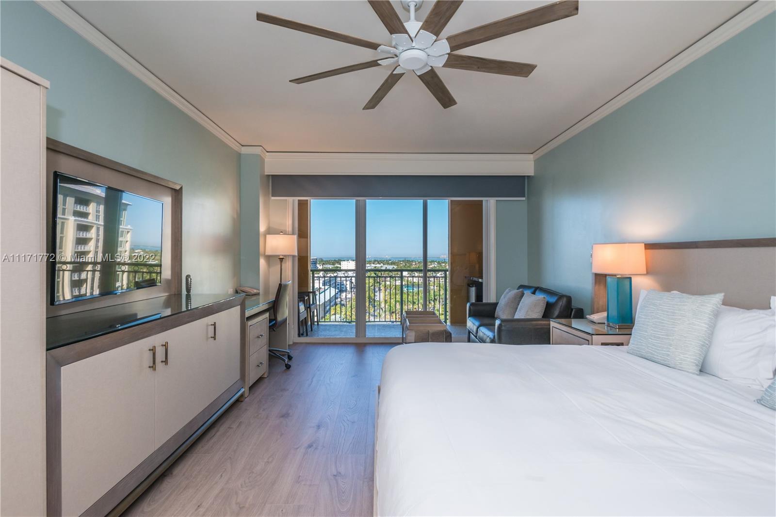 Take advantage of this SHORT-TERM RENTAL AT THE RITZ-CARLTON HOTEL in Key Biscayne. This unit has been renovated and is fully furnished with high end finishes. Enjoy your vacation in this luxurious condo hotel residence while having access to all of the hotel amenities.
Please, call or text listing agent for availability.
