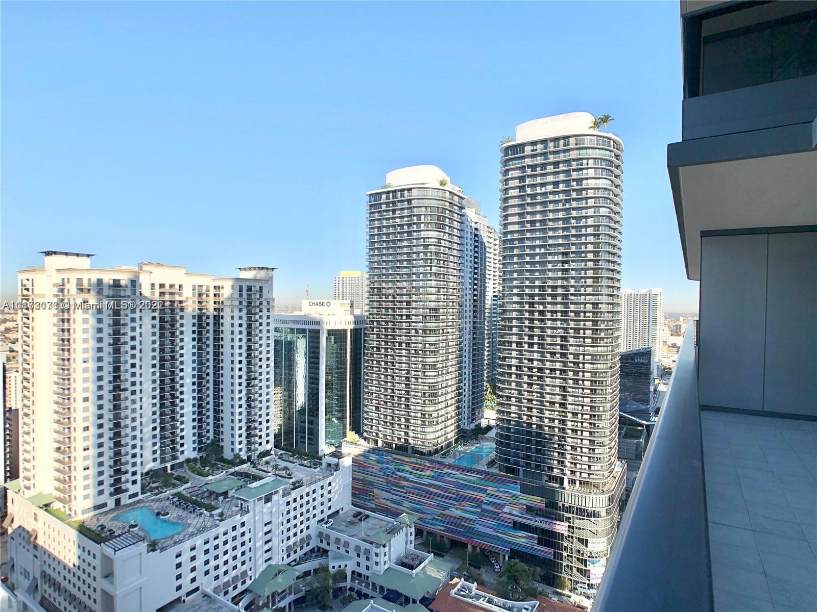1000 Brickell Plz 3311, Miami, Florida 33131, 1 Bedroom Bedrooms, ,1 BathroomBathrooms,Residentiallease,For Rent,1000 Brickell Plz 3311,A11172073