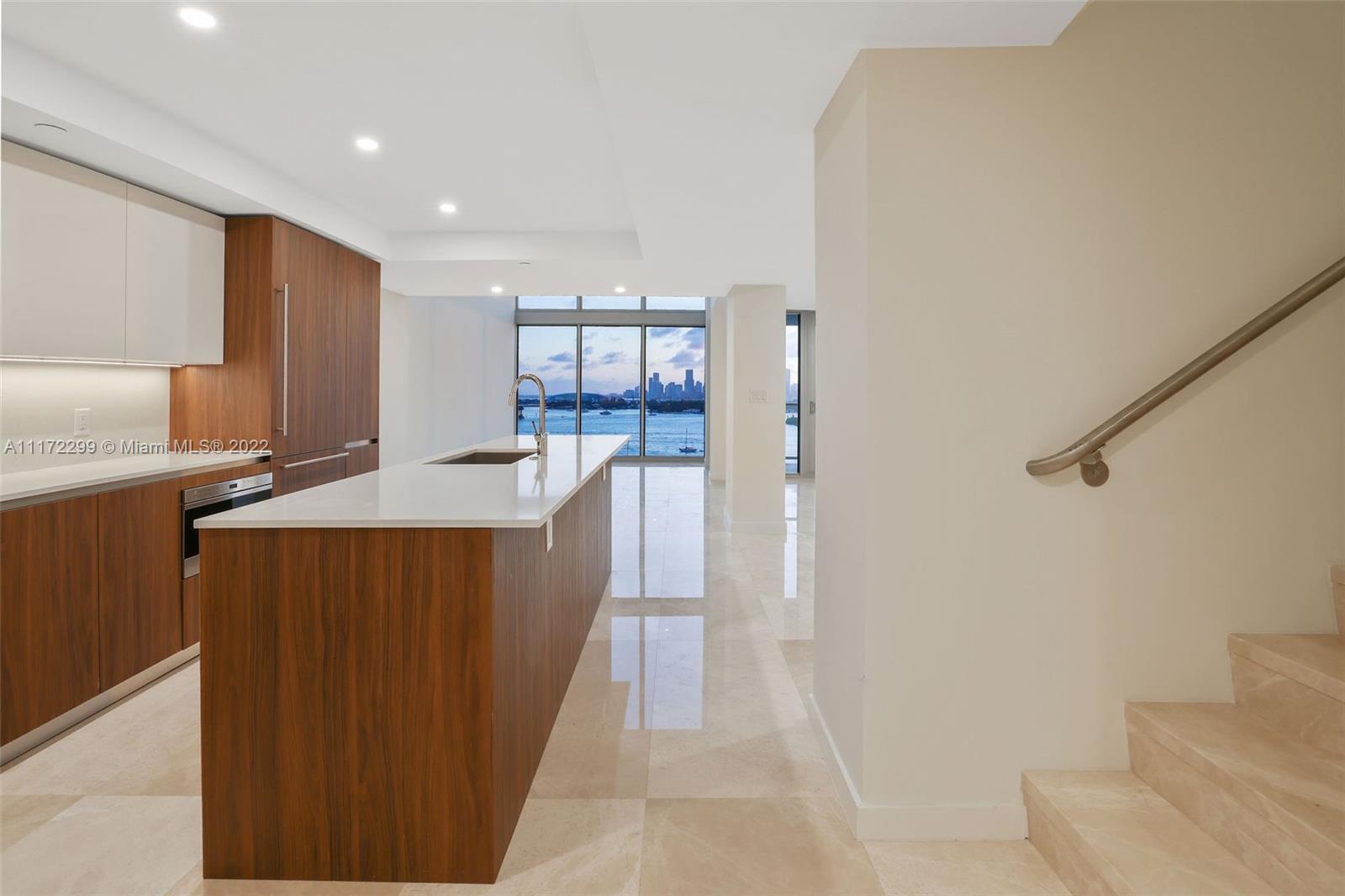 1500 Bay Rd N-1403