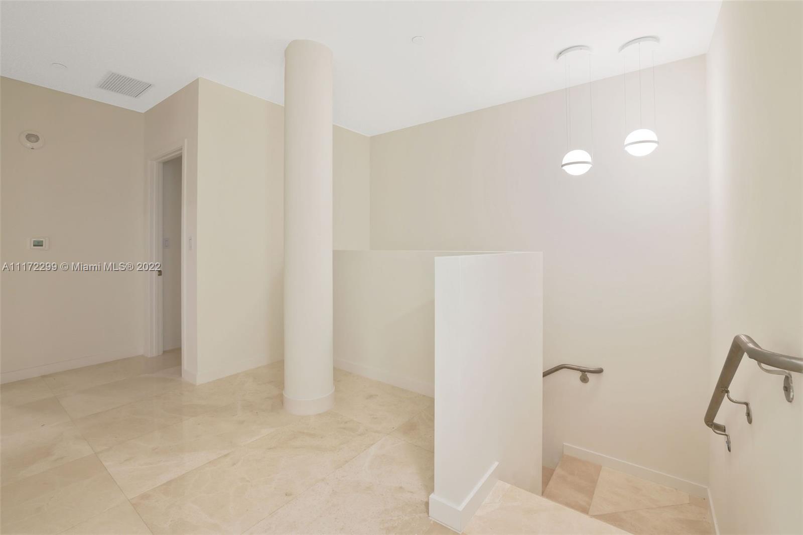1500 Bay Rd N-1403