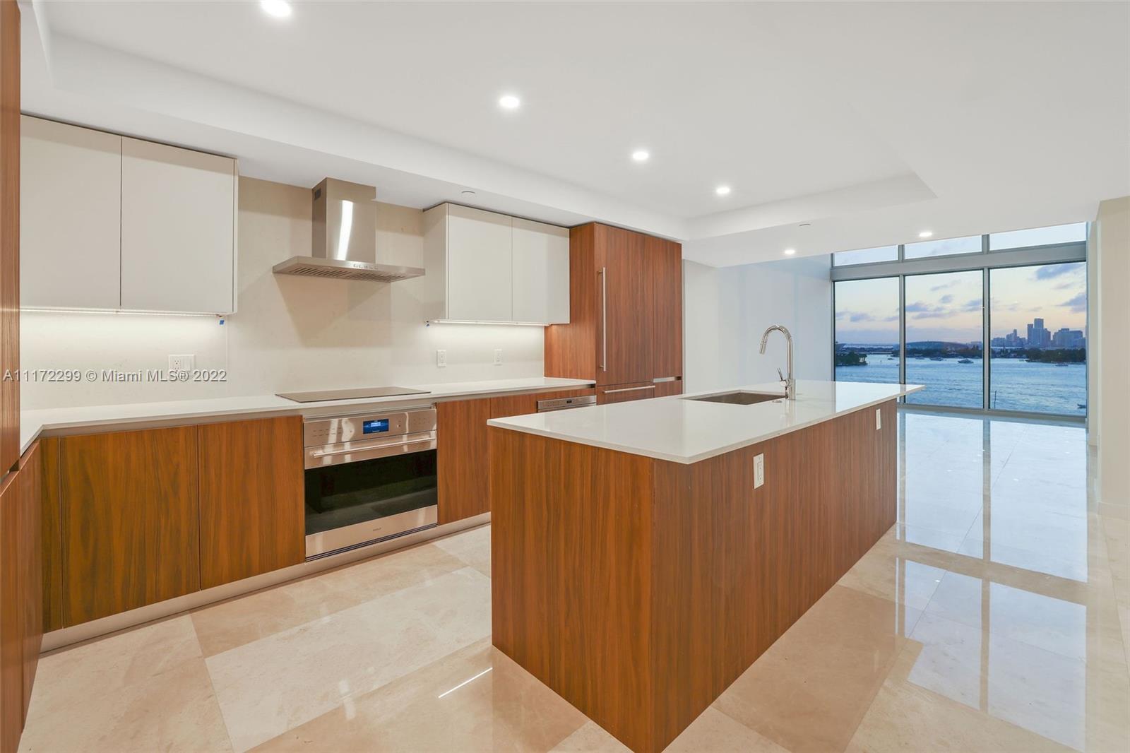 1500 Bay Rd N-1403