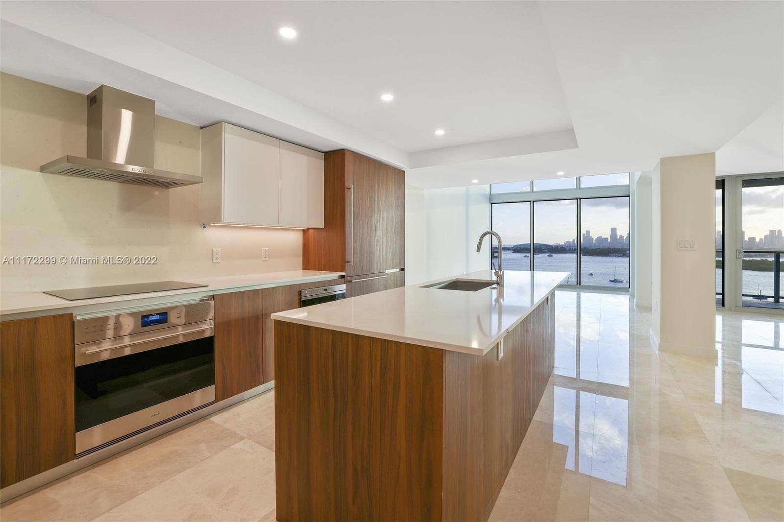 1500 Bay Rd N-1403