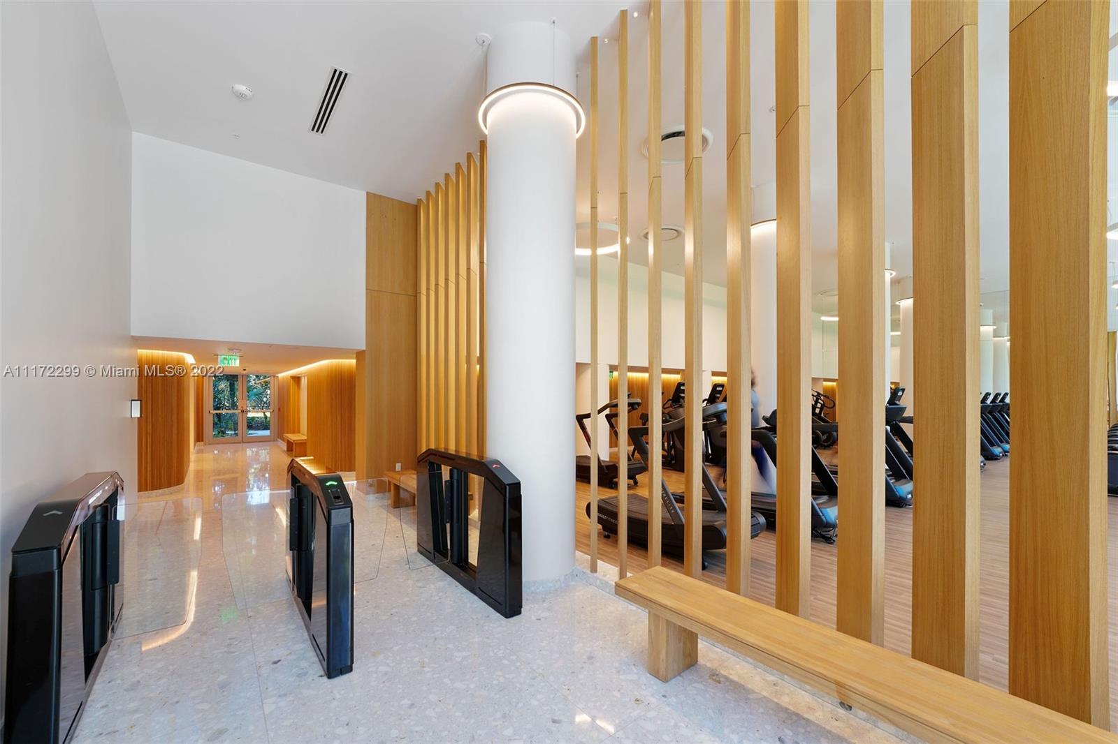 1500 Bay Rd N-1403