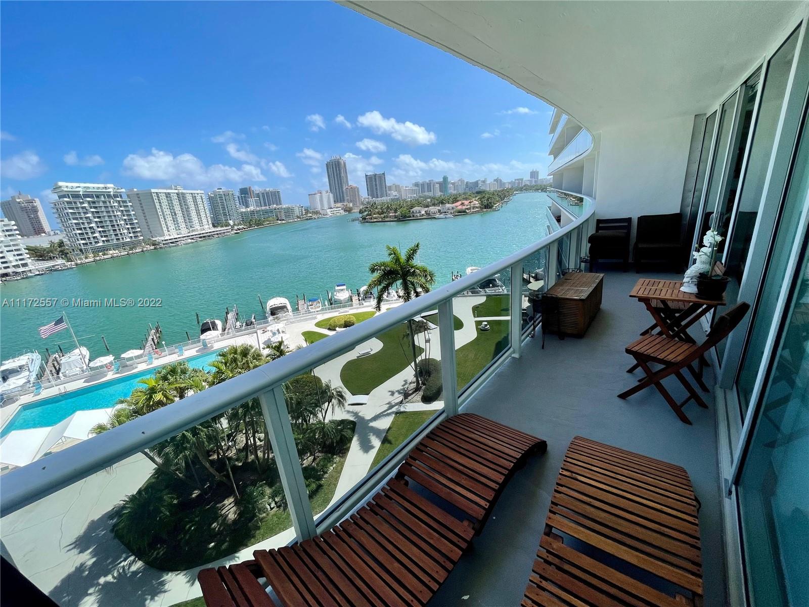 Magnificent high floor with panoramic, intracostal & bay views in the prestigious King Cole building !!! Floor to ceiling glass windows. spacious & luminous New hallways, balconies & docks. Luxury service, doorman & valet 24/7, olympic size heated pool, gym and marina. Maintainance includes all electric, water, internet (250MB) cable TV and one parking space using valet, 2nd car $75 a month. Waking distance to beach, restaurants, supermarkets and shops. Unit has impact windows and electrical shades. It will not last !!! EZ to show !