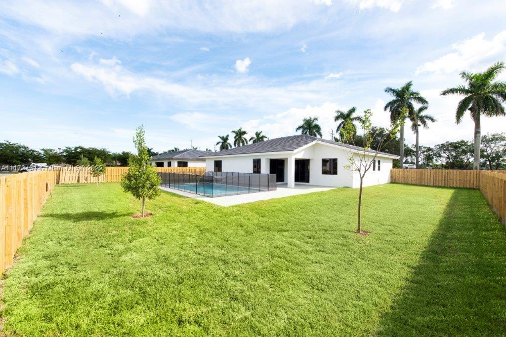 Listing Photo 16