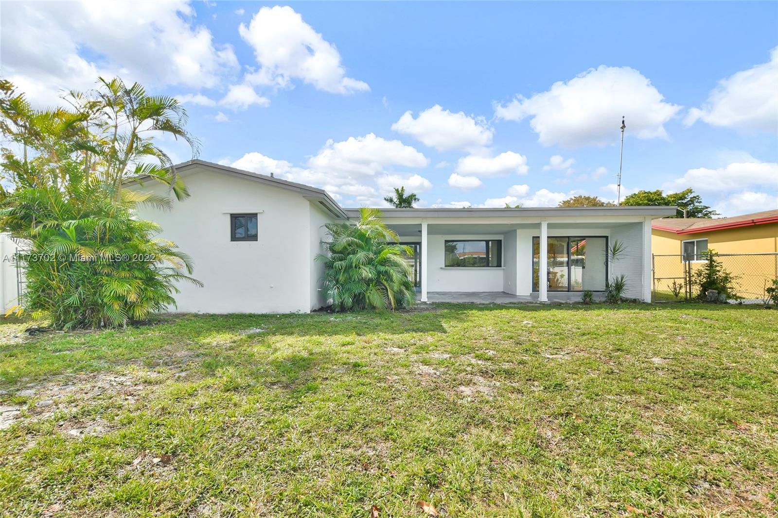Listing Photo 11