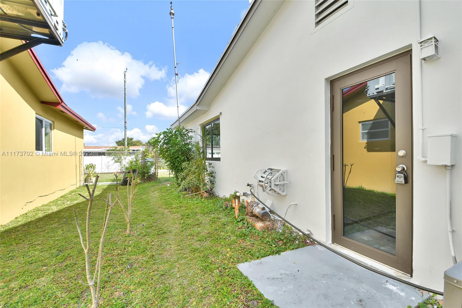 Listing Photo 15