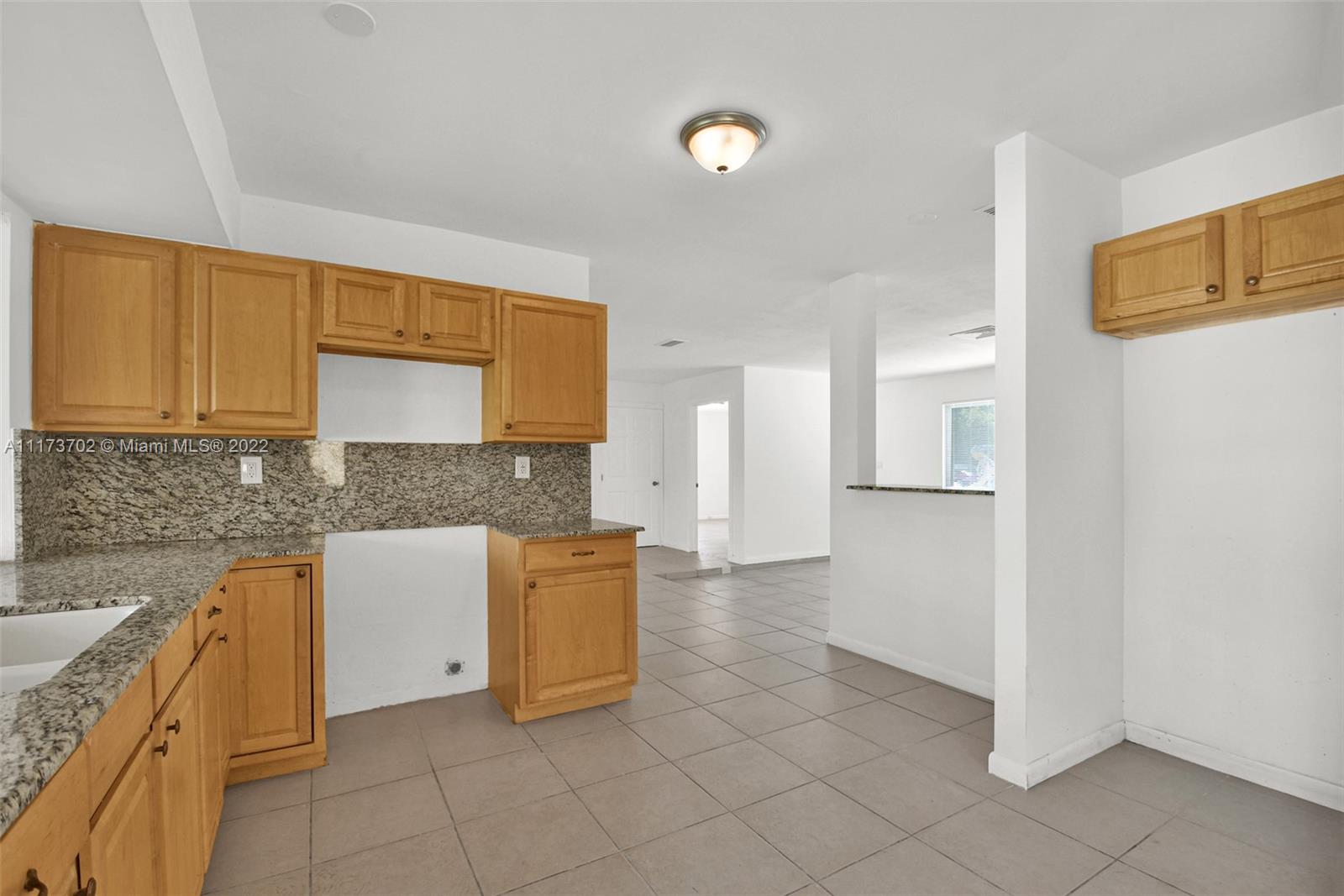 Listing Photo 33