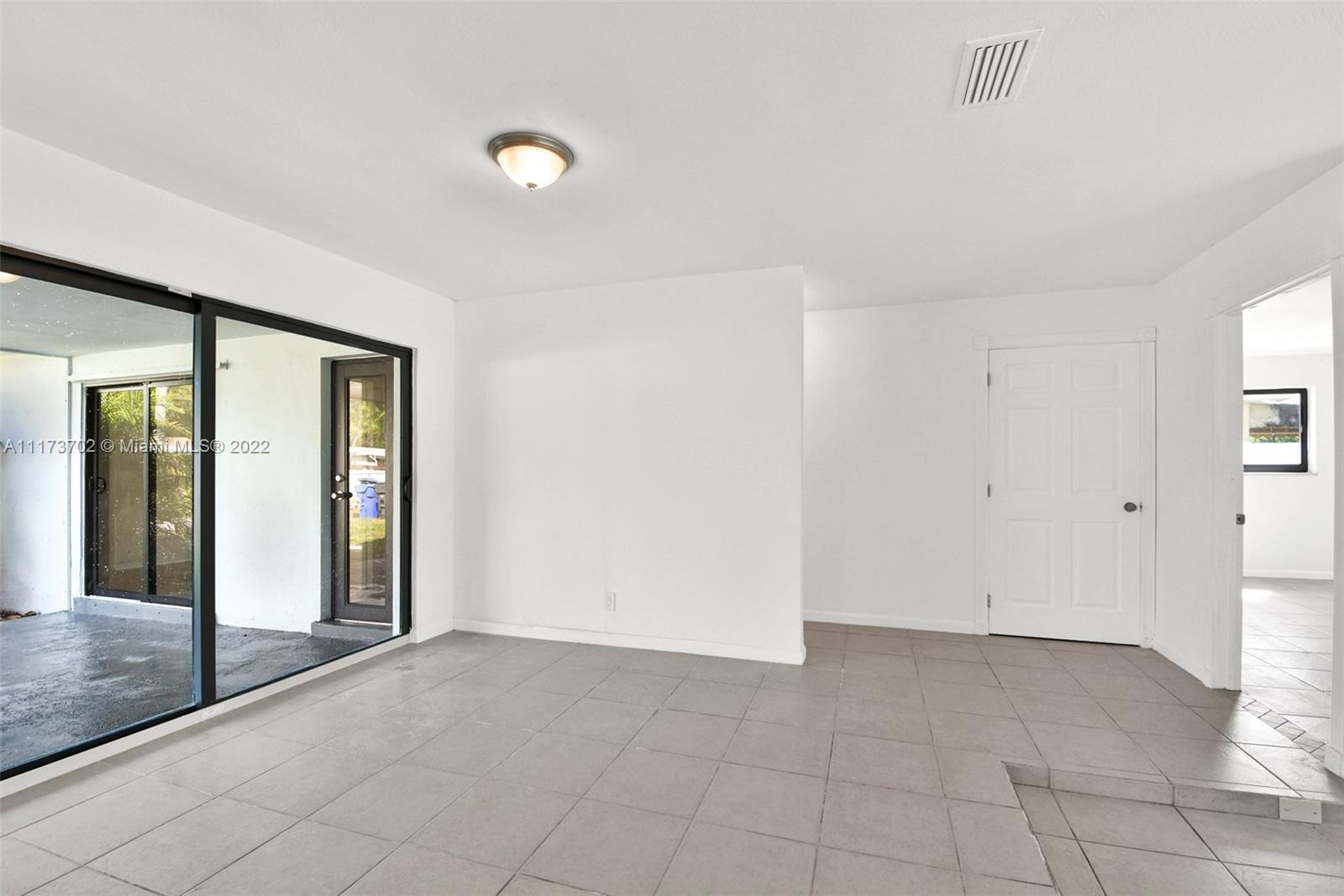 Listing Photo 34