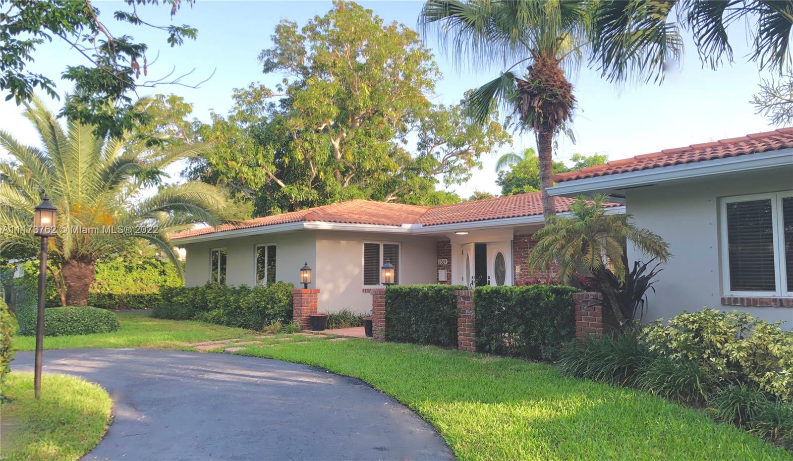 Bright, spacious and beautifully updated family home in sought after Pinecrest neighborhood within a short walk to top rated Palmetto schools. On a quiet street this beautiful home features quality updates throughout. French doors all around overlook oversized pool and private patio great for family and entertaining with built in bbq and wet bar. Stable and local landlord looking for longterm tenant. No smokers, no students.