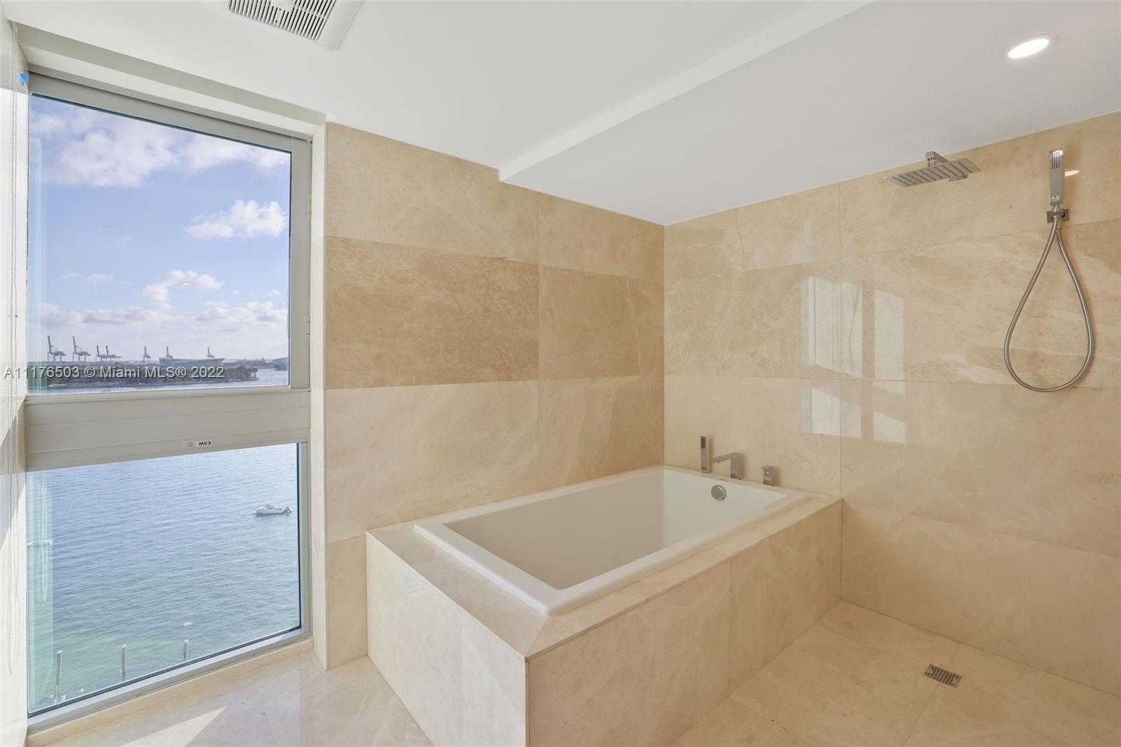 1504 Bay Rd N-1416