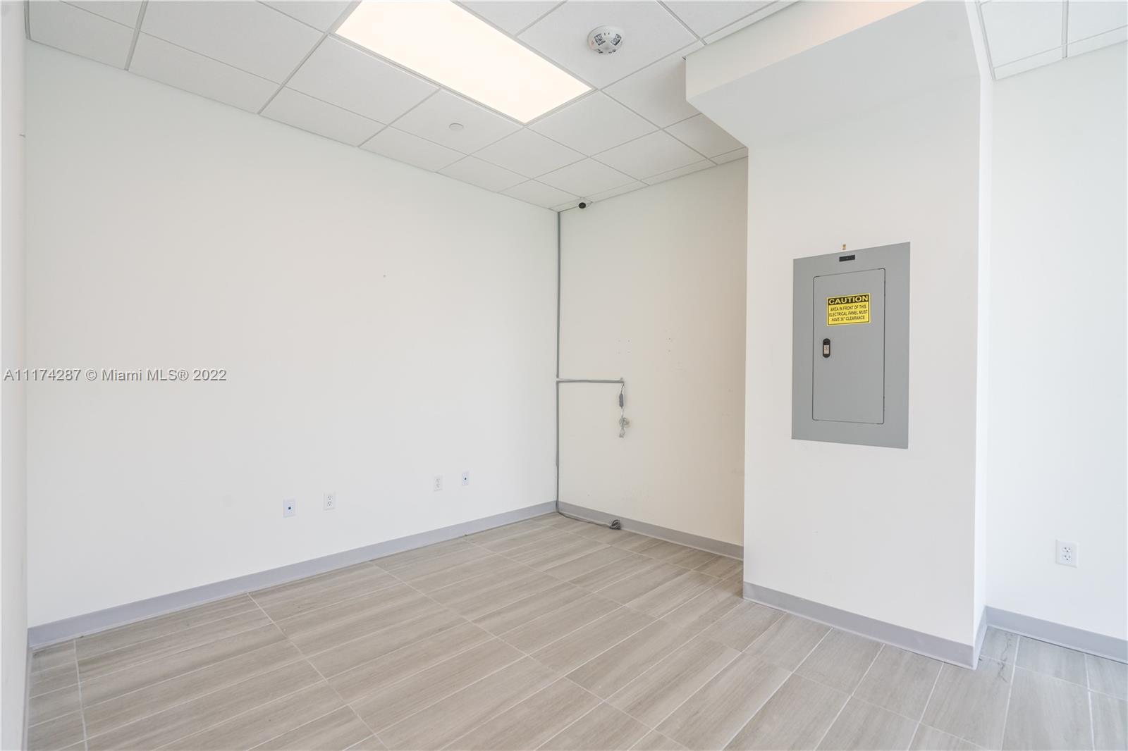 16690 Collins Ave 1104, Sunny Isles Beach, Florida 33160, ,Commercial Lease,For Rent,16690 Collins Ave 1104,A11174287